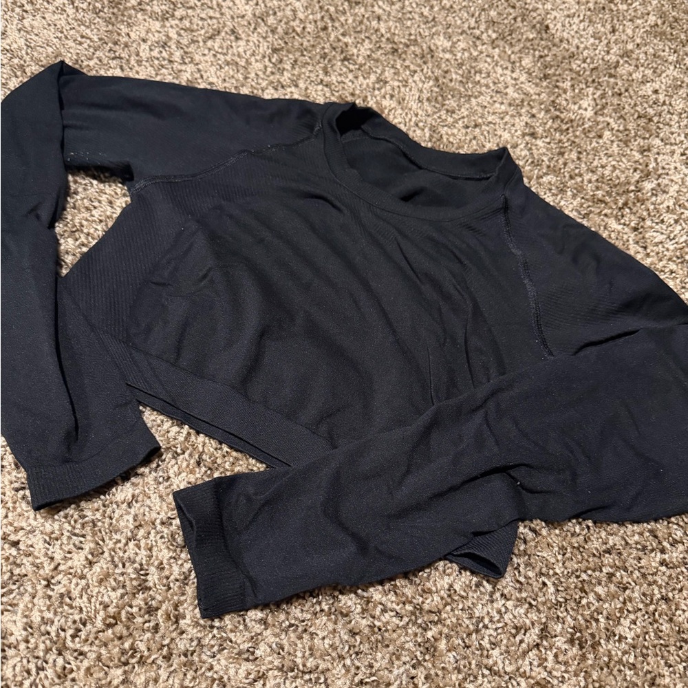 Alphalete Black Long Sleeve Top